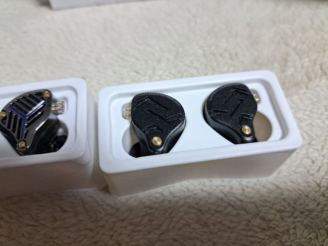 KZ イヤホン 3種 リケーブル付き