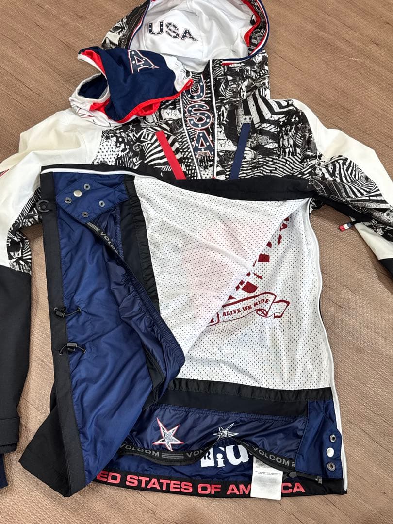 スノーボードウェア