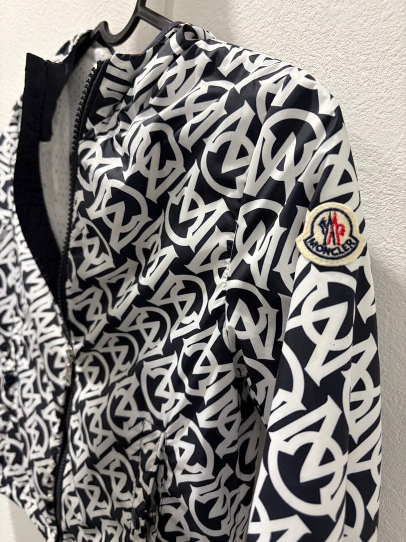 Moncler ナイロンフード付きジャケット