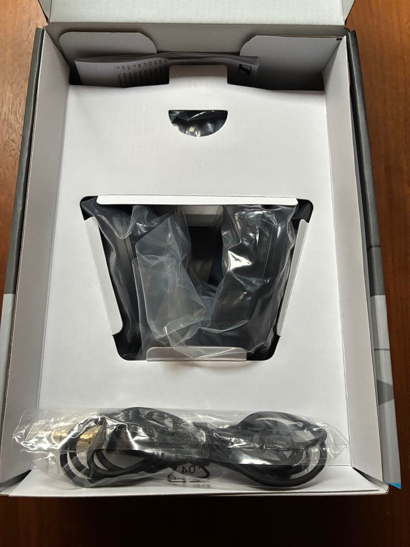 Sennheiser HD 560S ヘッドフォン