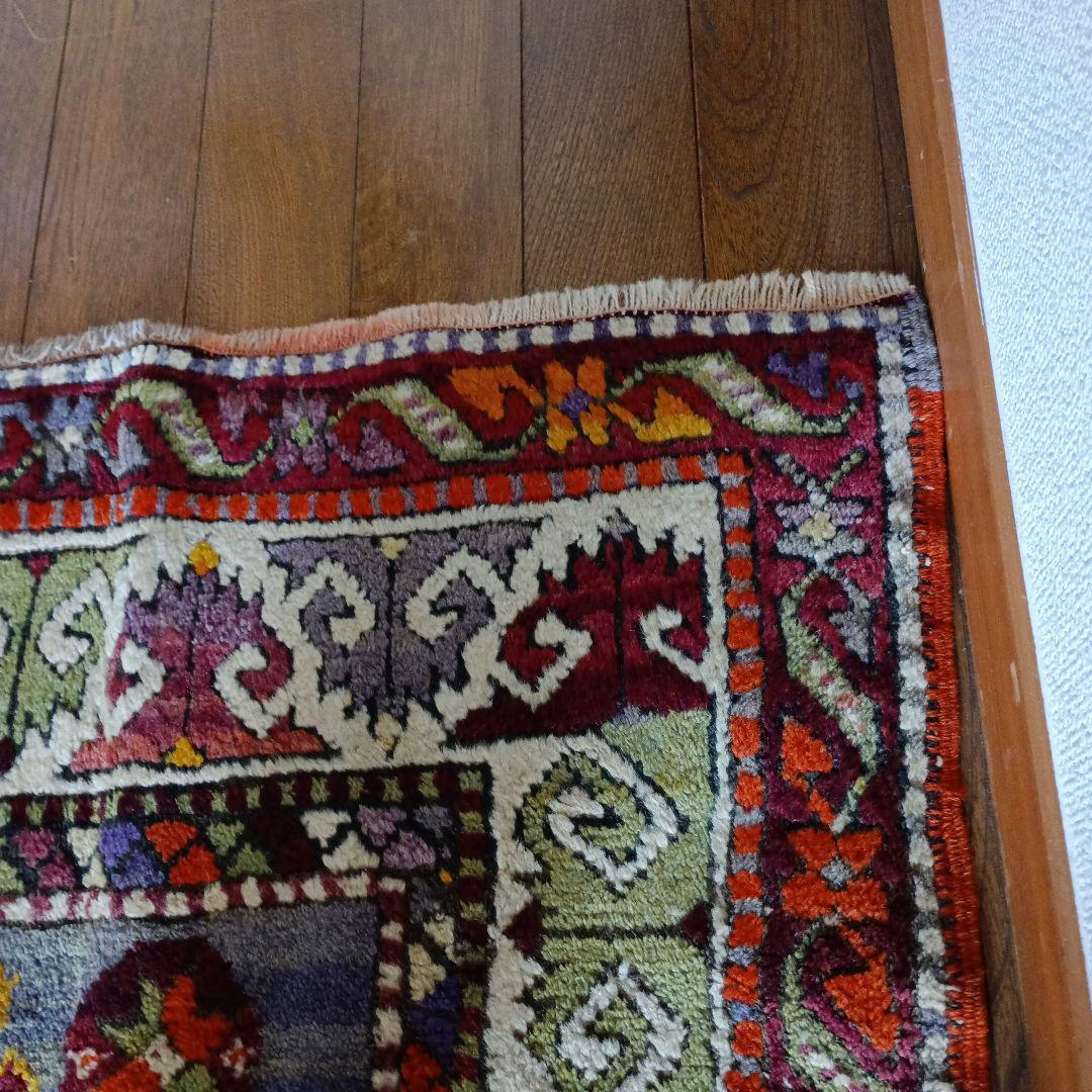 ペルシャ絨毯　トルコ絨毯　トライバルラグ　草木染　アンティーク