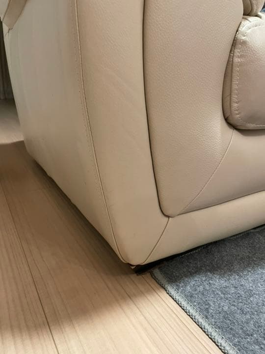 高級レザーソファ　アイボリー
