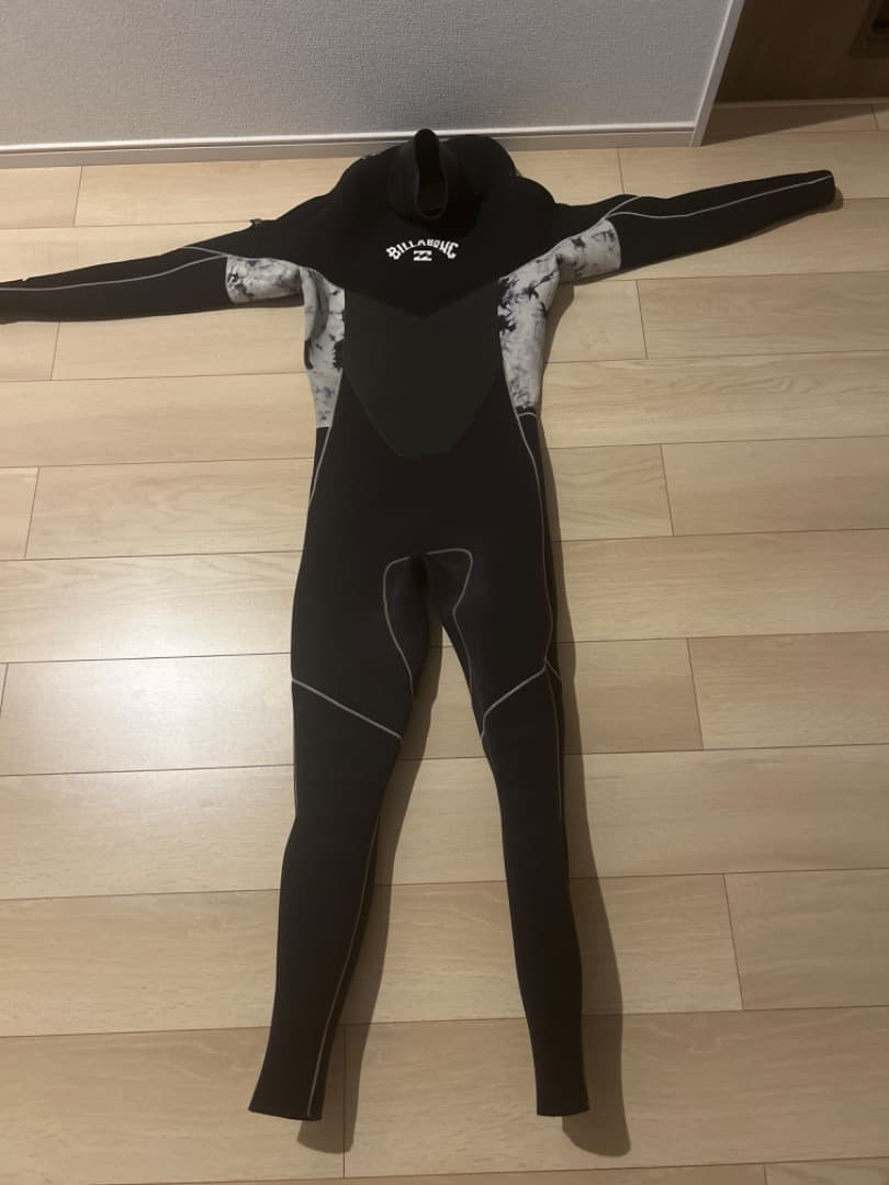 サーフィン　セミドライ　ビラボン