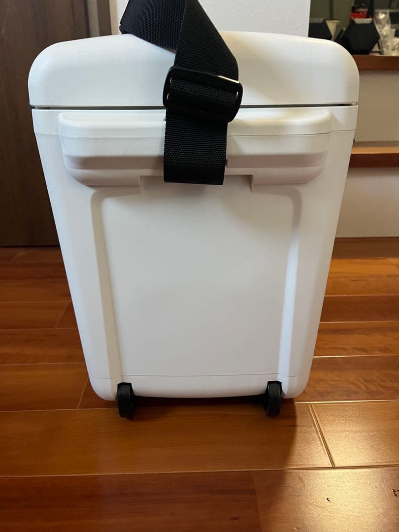 HiKOKI 冷温庫 UL 18DA クーラーボックス 保冷　保温