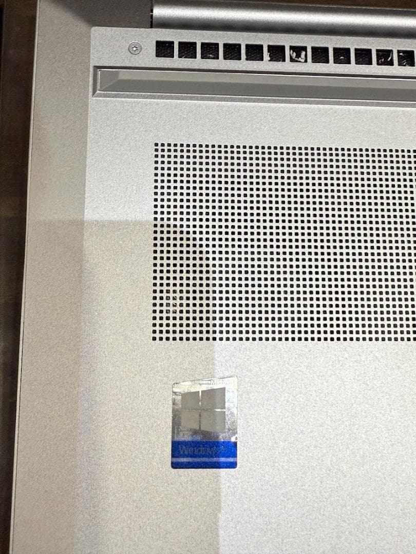 HP ENVY15-ep Intel Core i7 GeForce RTX搭載