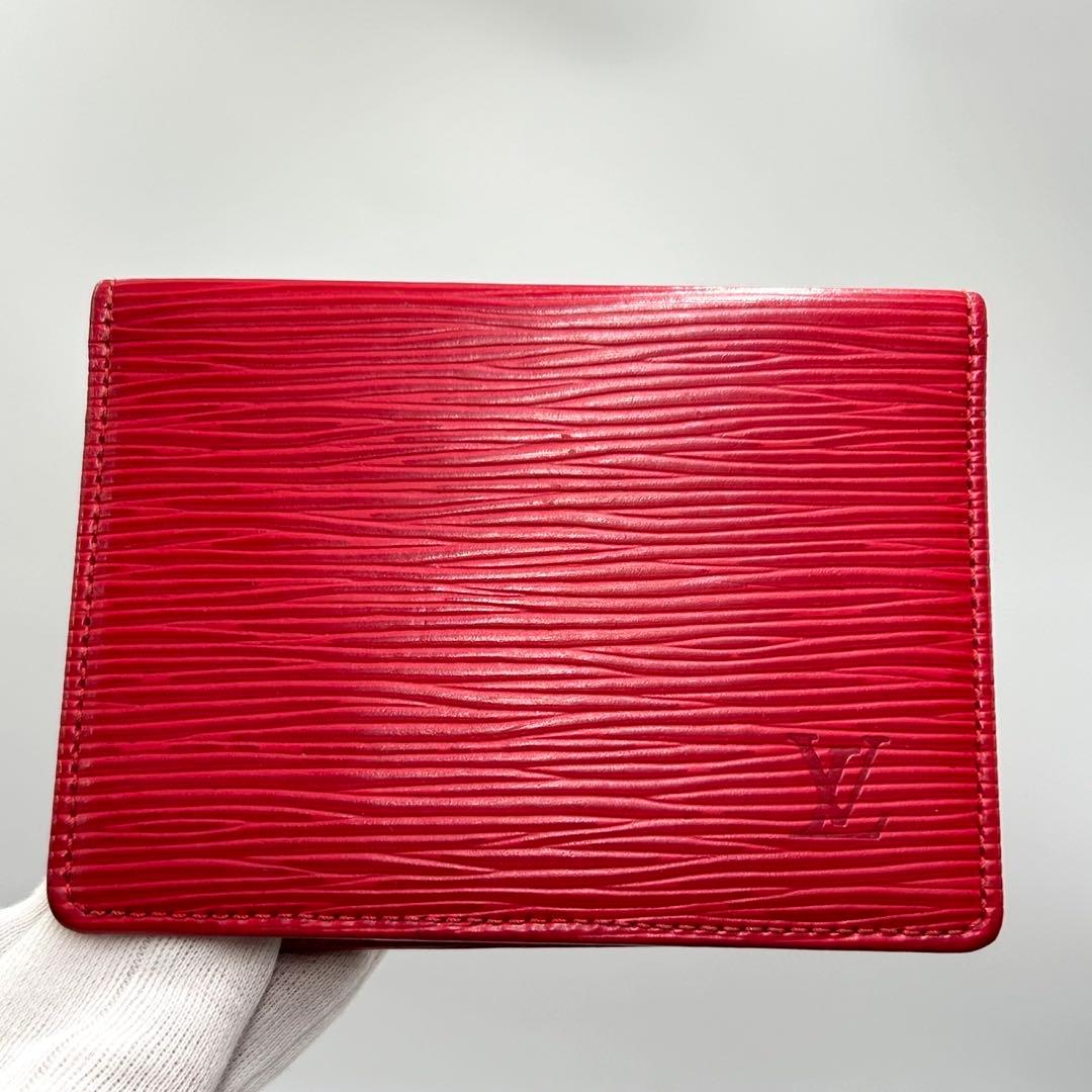 ❣️ルイヴィトン❣️エピ•ポルト2カルトヴェルティカル名刺入れパスケースカードケース