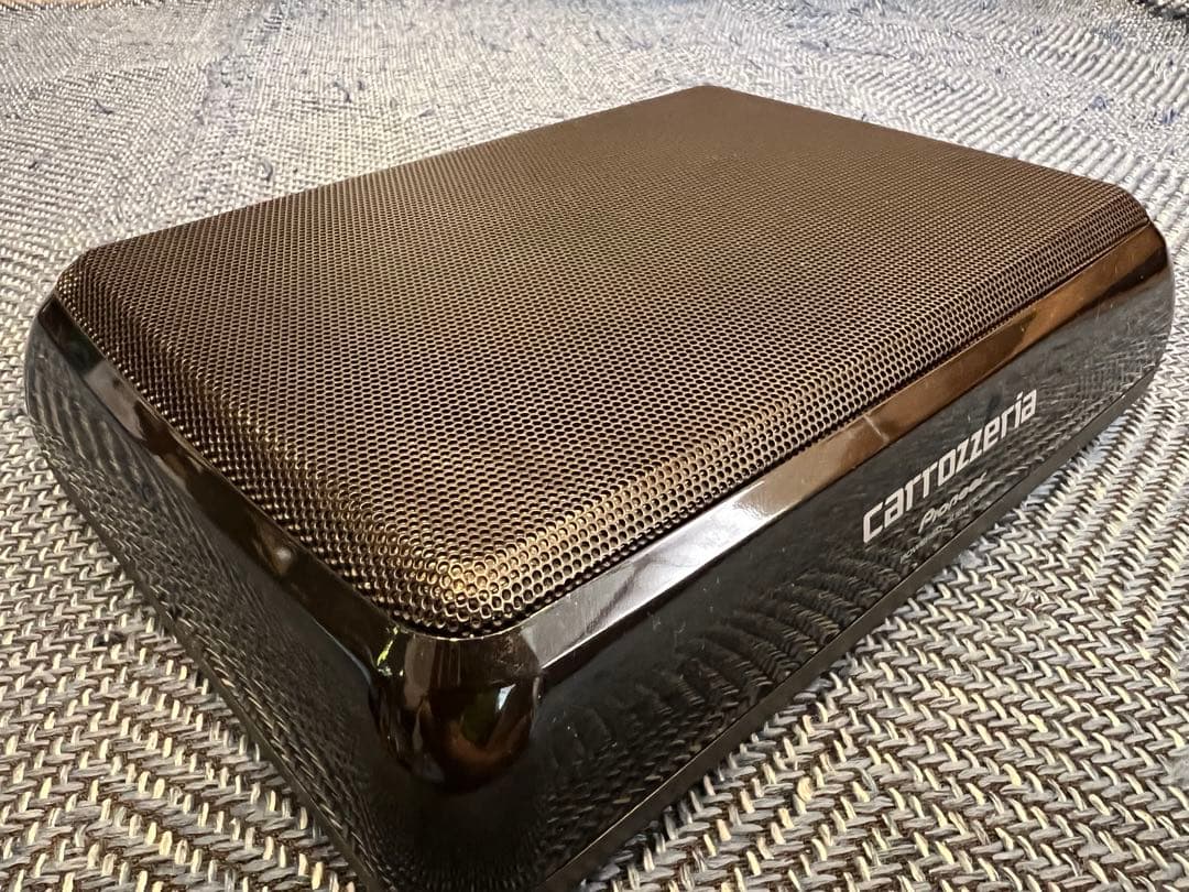 カロッツェリア TS-WX120A アンプ内蔵サブウーファー