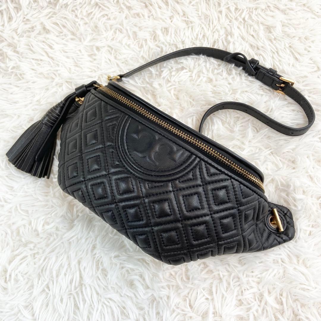 トリーバーチ ボディバッグ フレミング エンボス タッセル レザー ブラック
