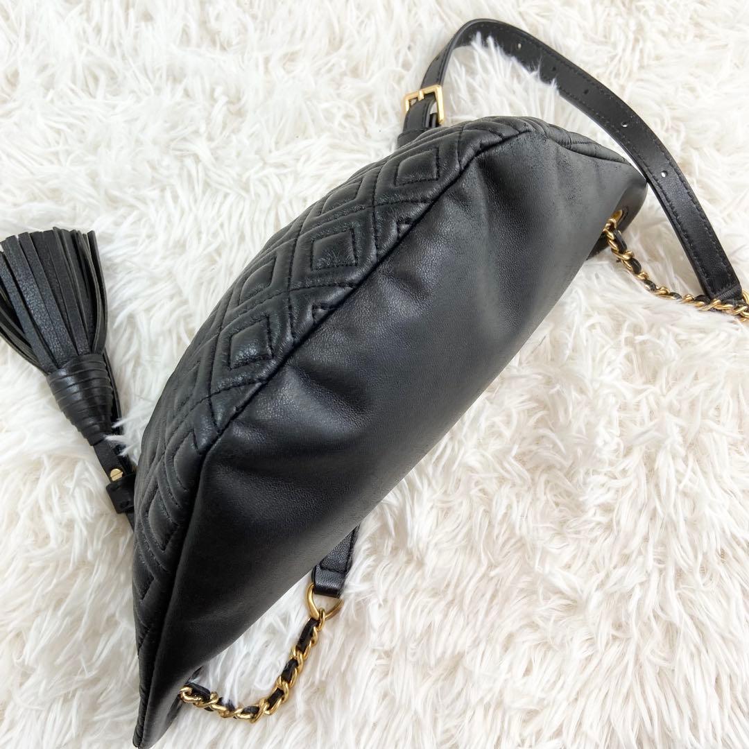 トリーバーチ ボディバッグ フレミング エンボス タッセル レザー ブラック