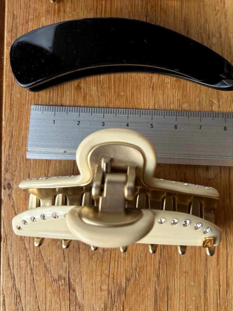 アレクサンドル ドゥ パリ　ヴァンドームクリップ ヘアクリップ　アイボリー