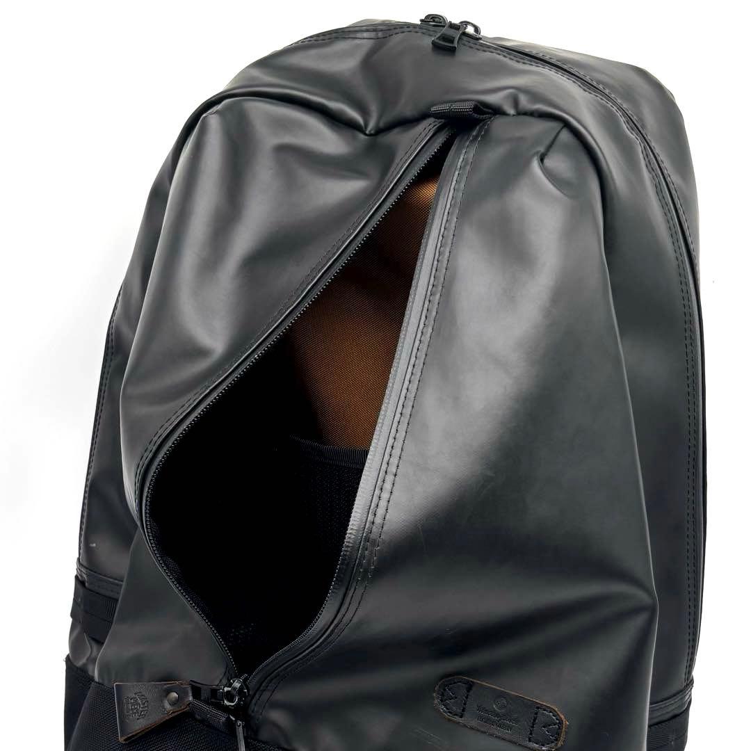 マスターピース　バックパック　リュック　slick 　多機能　軽量　A4可