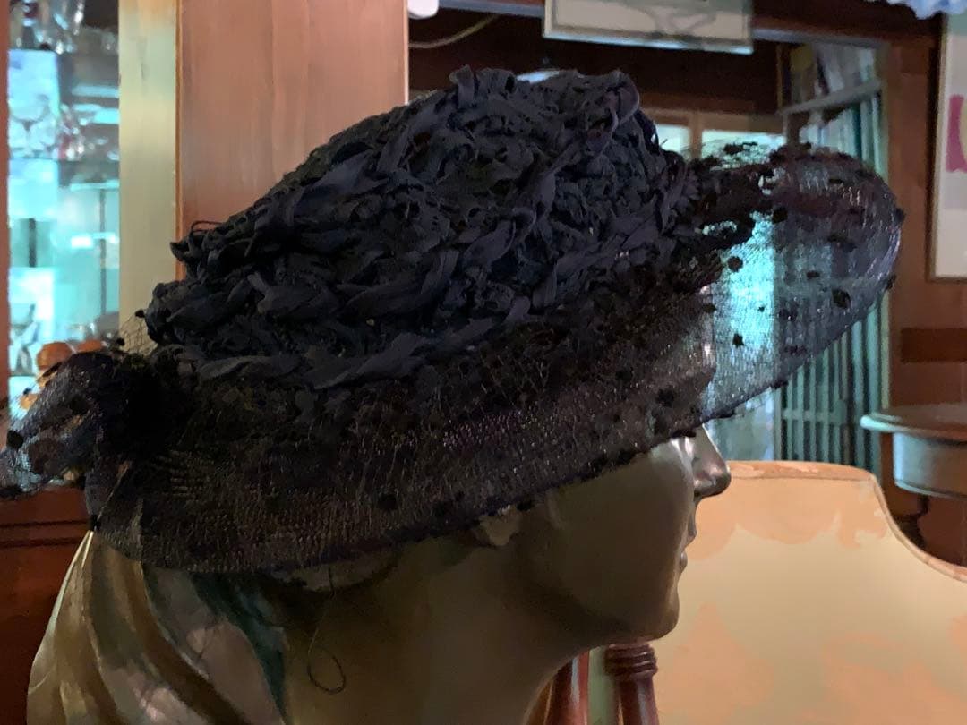 ヴォーグ　エレガントなチュールハット