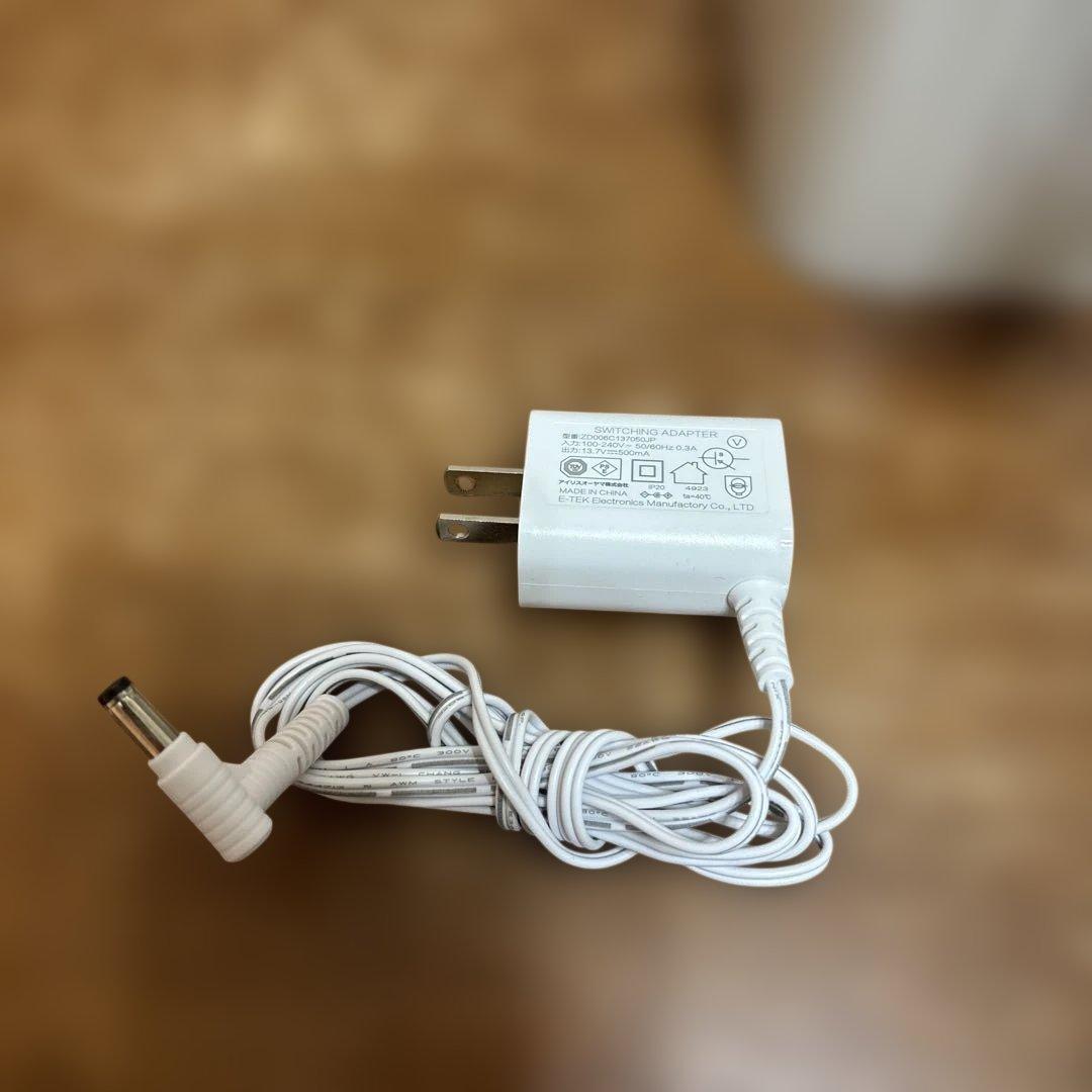 アイリスオーヤマ　ハンディリンサークリーナー　RNS-Ｂ200D-HW