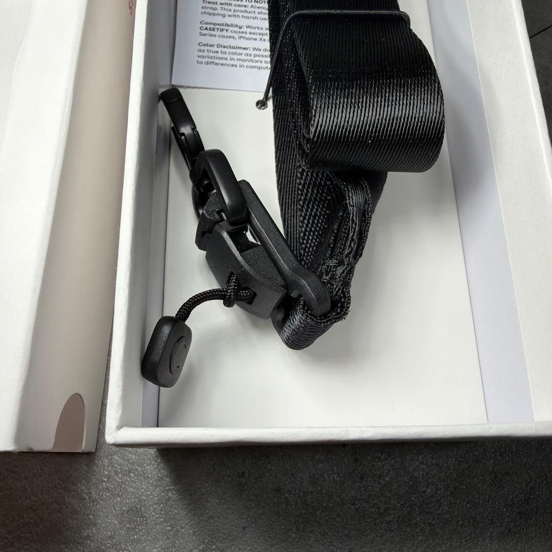 新品 CASETIFY FidlockSnapCross-bodyStrap