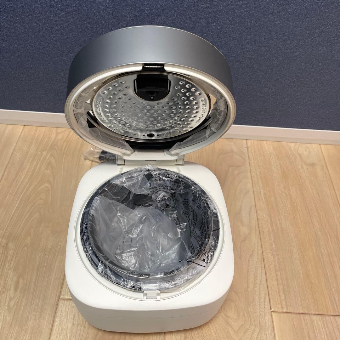 バルミューダ 炊飯器 K08A ホワイト 新品未使用 3合炊き