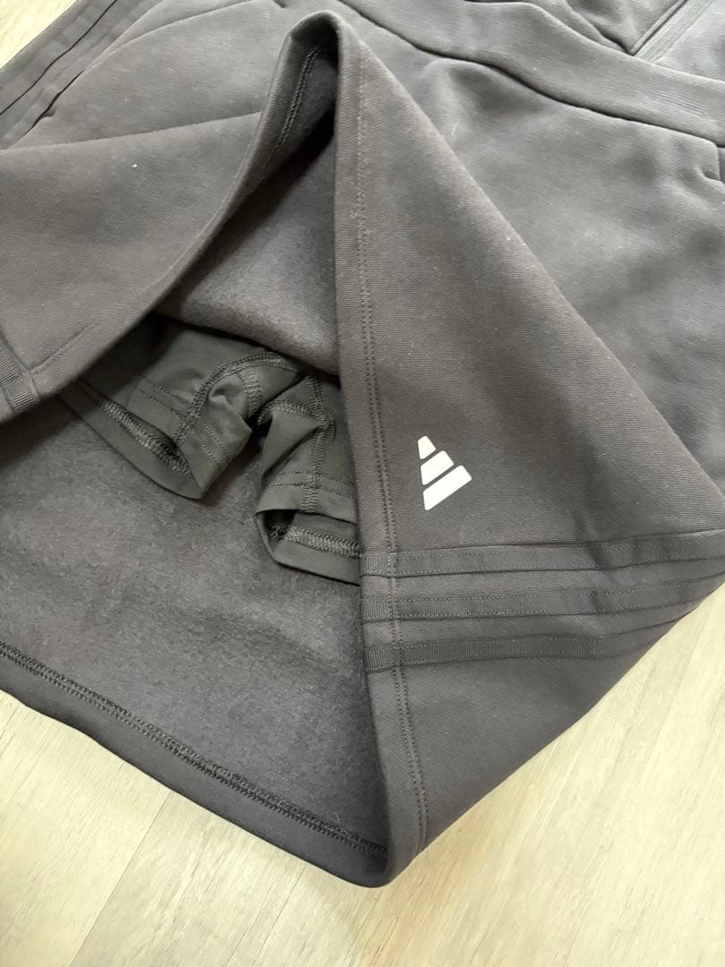 新品Lサイズ　ブラック　長袖トレーナー裏起毛スカート セットアップ ゴルフウェア