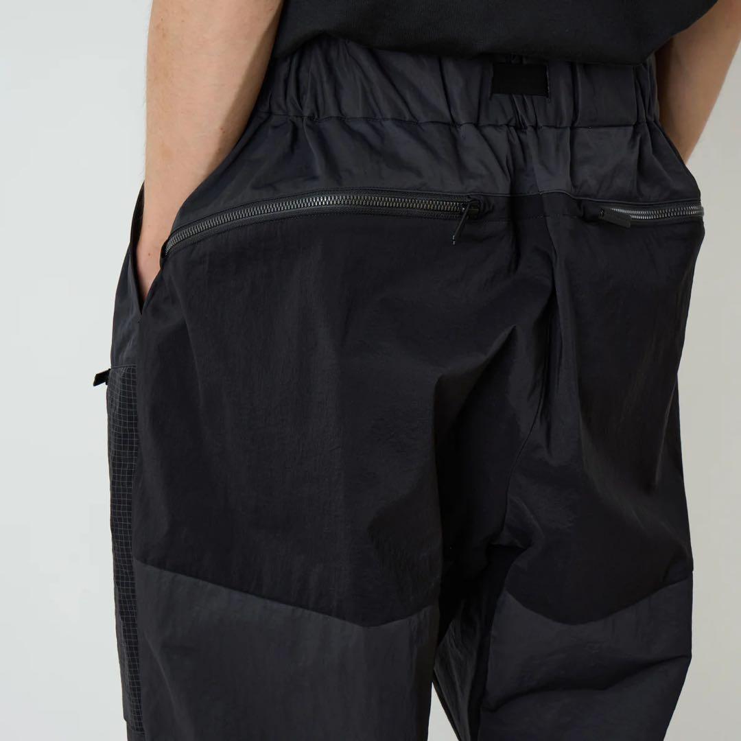 WHITE MOUNTAINEERING BLK パラシュートパンツ