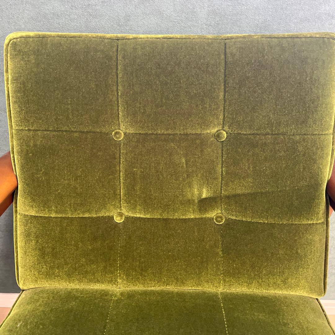 カリモク60 Kチェア ① 1人掛けモケットグリーン　近距離　大阪府引き取り希望