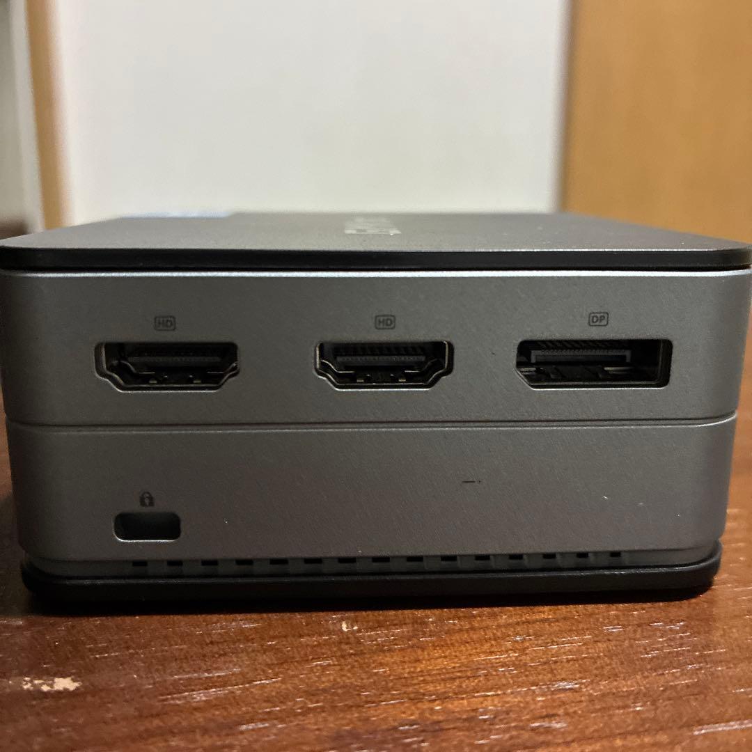 GMKtec ミニPC 本体と付属品