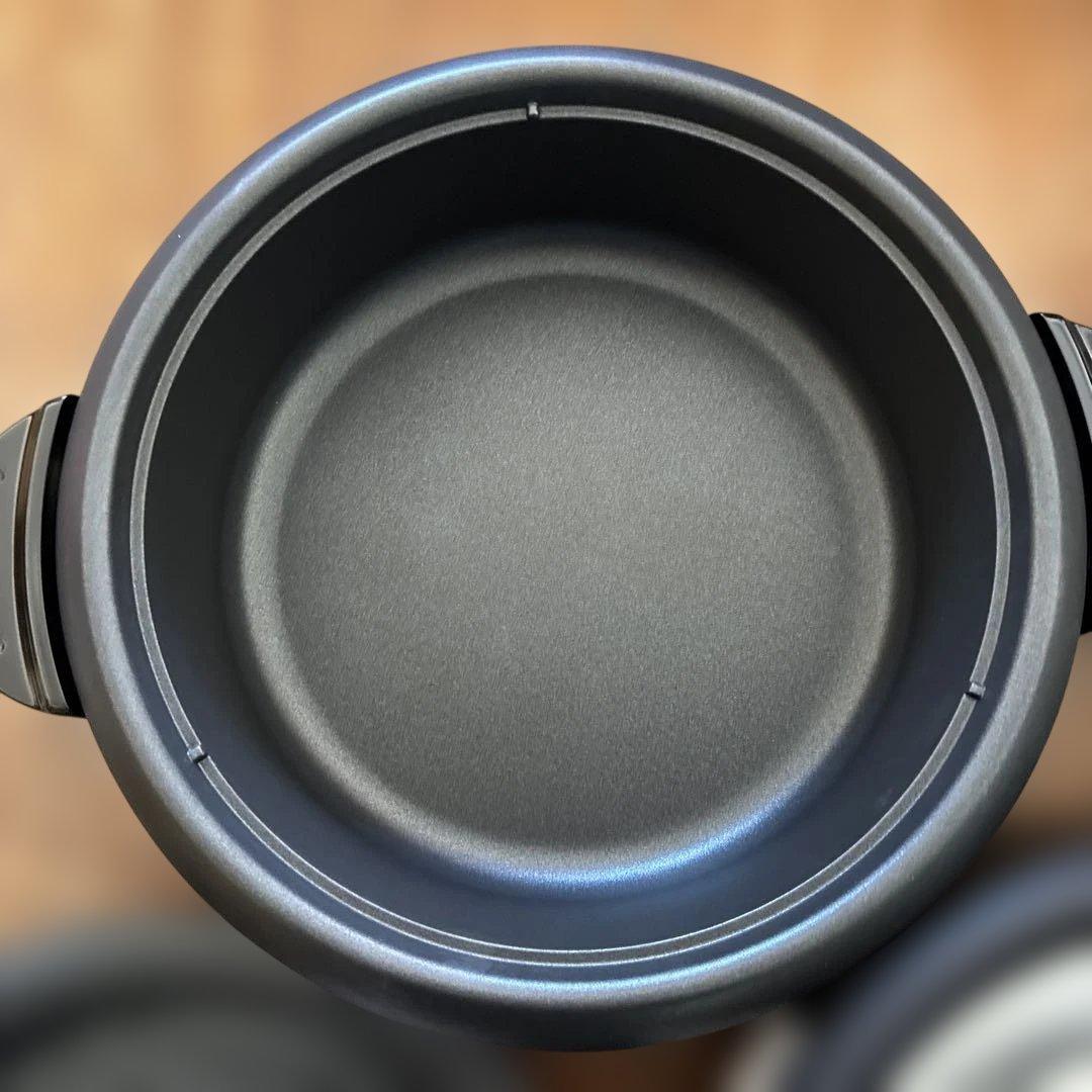 ゆ*あ様 【新品】【未使用】TESCOM GPE910 ホットプレート 直径30