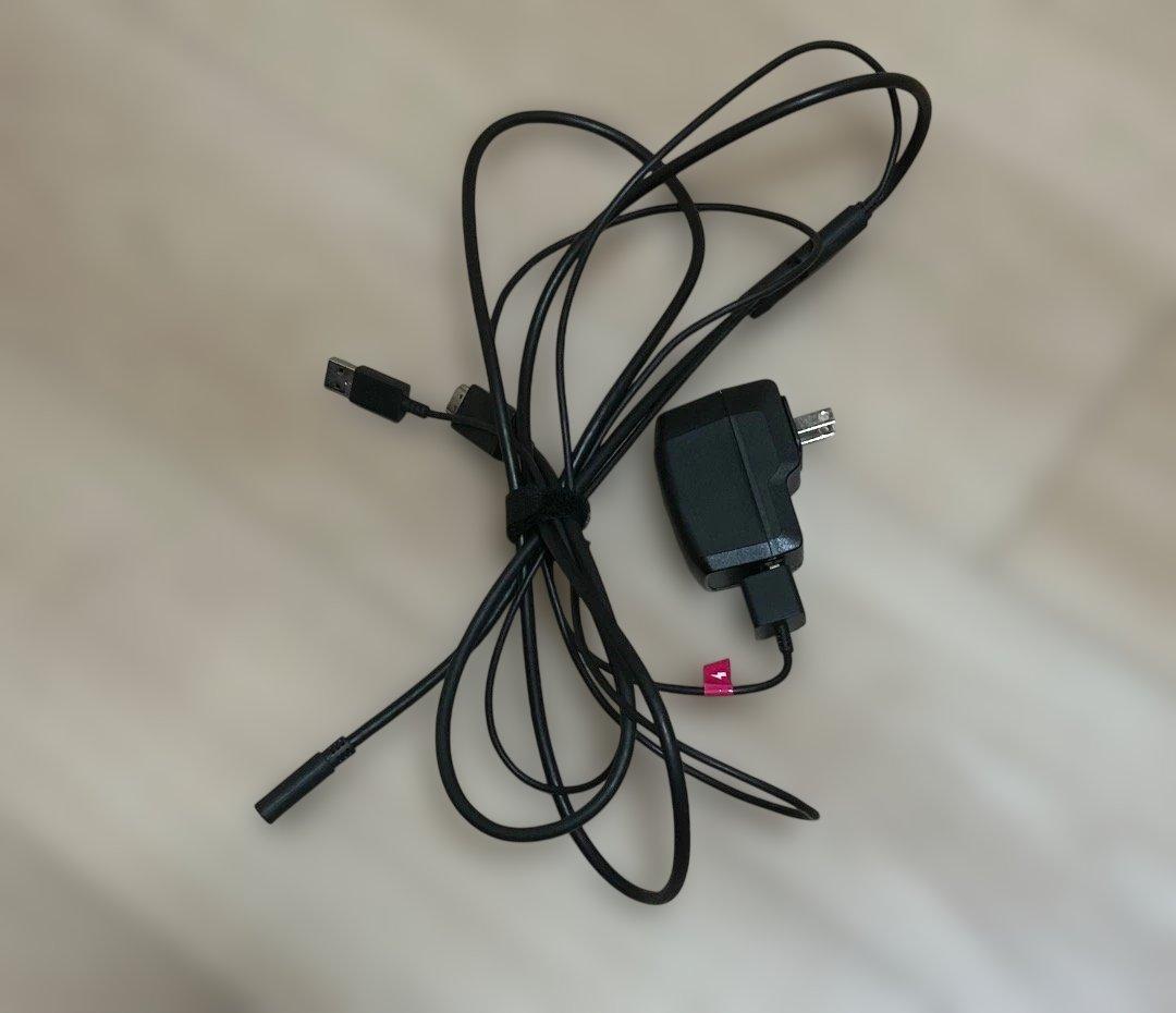 Wacom 液晶タブレット本体 スタンド付き(箱無し)