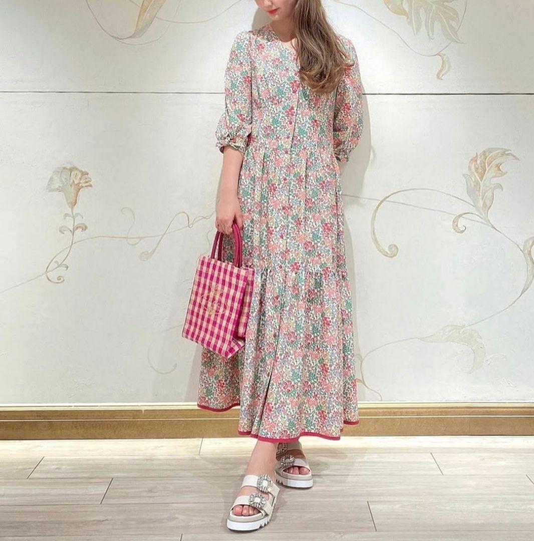 美品♡TOCCA♡リバティ♡花柄♡リボン袖♡ティアードロングワンピース