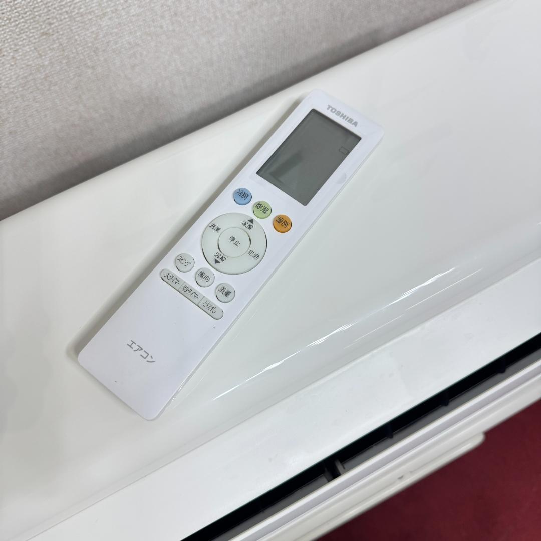都内23区配送無料　美品東芝2.2kw　2022年製　6畳用　洗浄/除菌済み