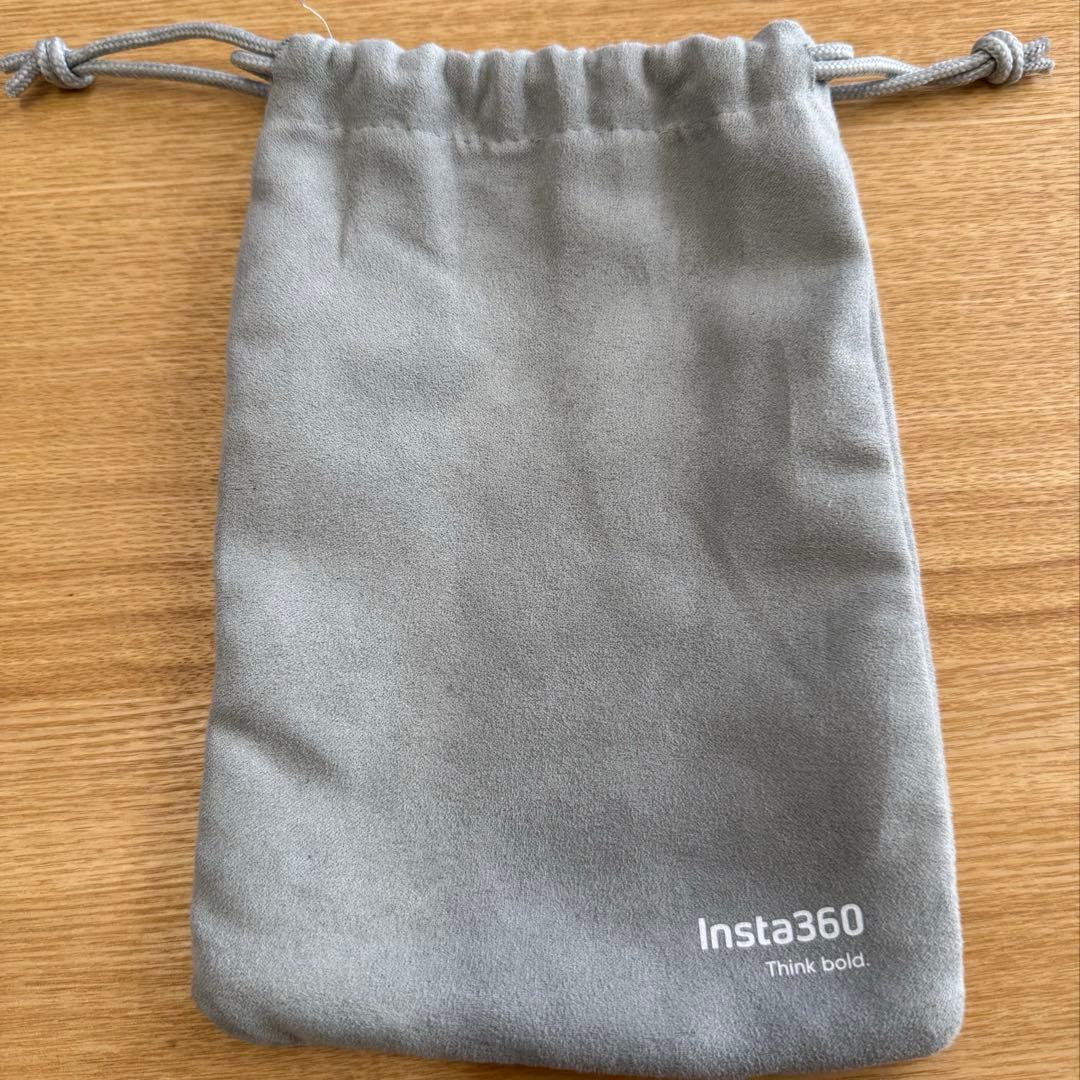 Insta360 Flow 2 Pro + 磁気スマートフォンマウント付き