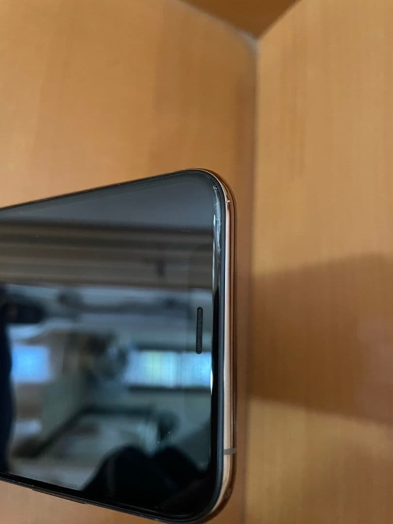 iPhone Xs 64GB ゴールド SIMロック解除済