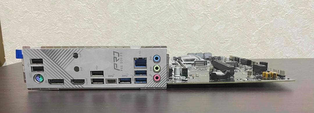 動作品 ASRock Z790 PRO RS/D4