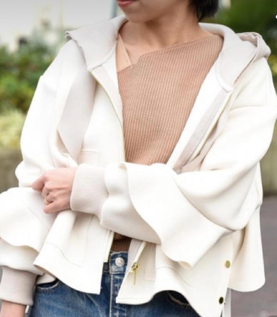 【Eimee Law】フリルデザインボンディングパーカー　白