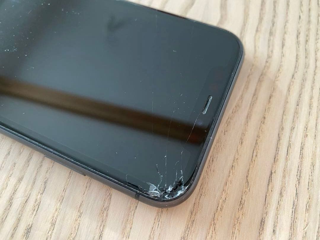 Apple iPhone 11 ブラック 本体 64GB