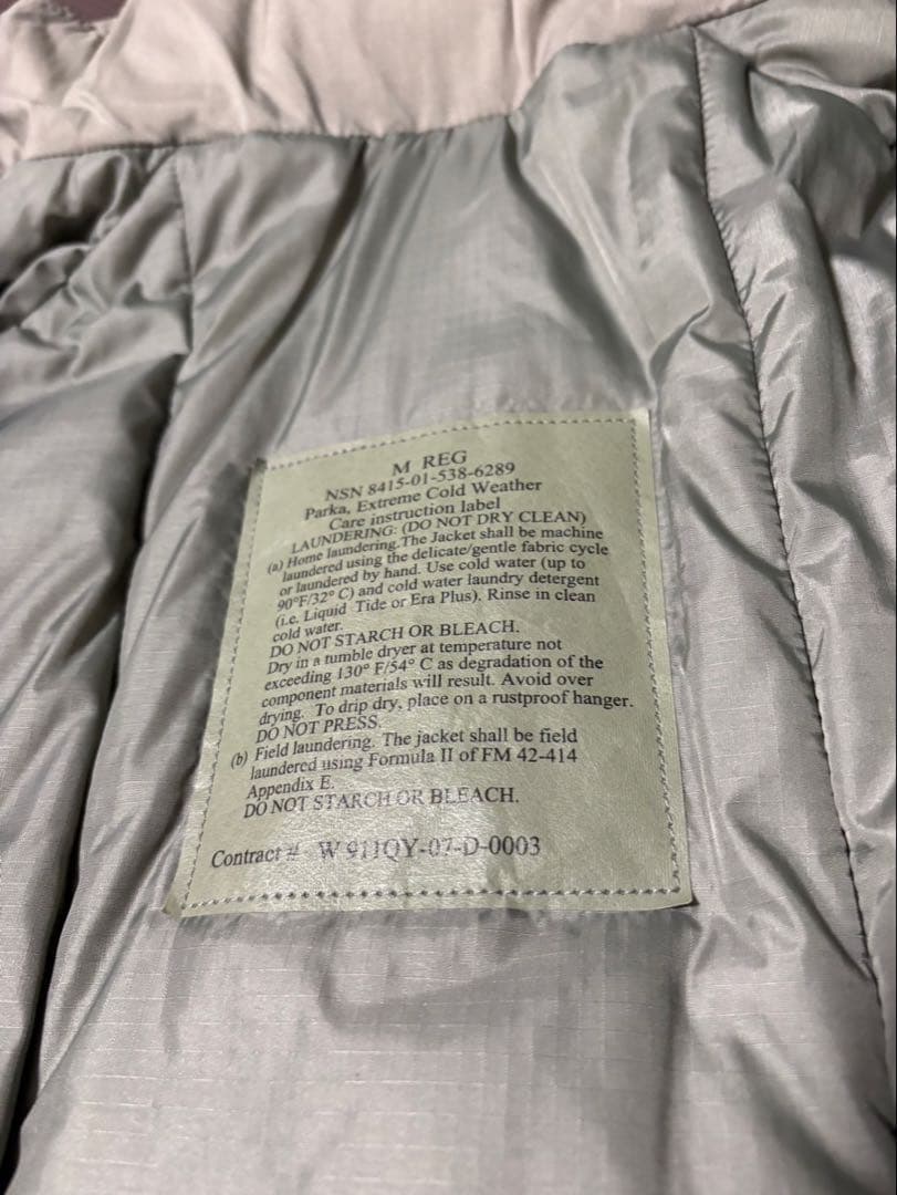 【希少美品】ECWCS Gen3 Level7 M REGワイルドシングス社製