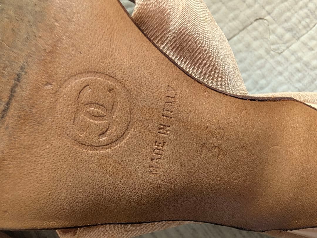 CHANEL ベージュ リボンミュール ヒール7cm