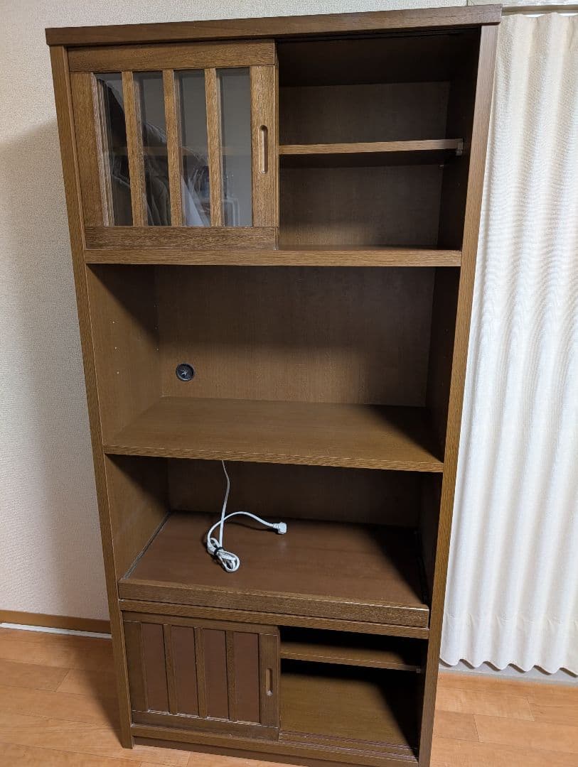 ガラス扉付き食器棚 2口コンセント スライド棚 レンジ台