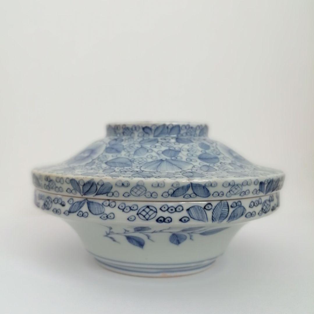 古伊万里　幕末　線描き　牡丹唐草図　食籠