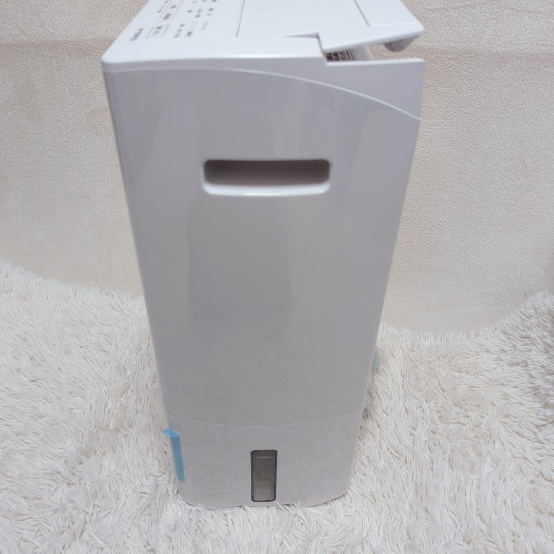 開封済み未使用品　Panasonic　衣類除湿機　F-YHVX120 　23年製