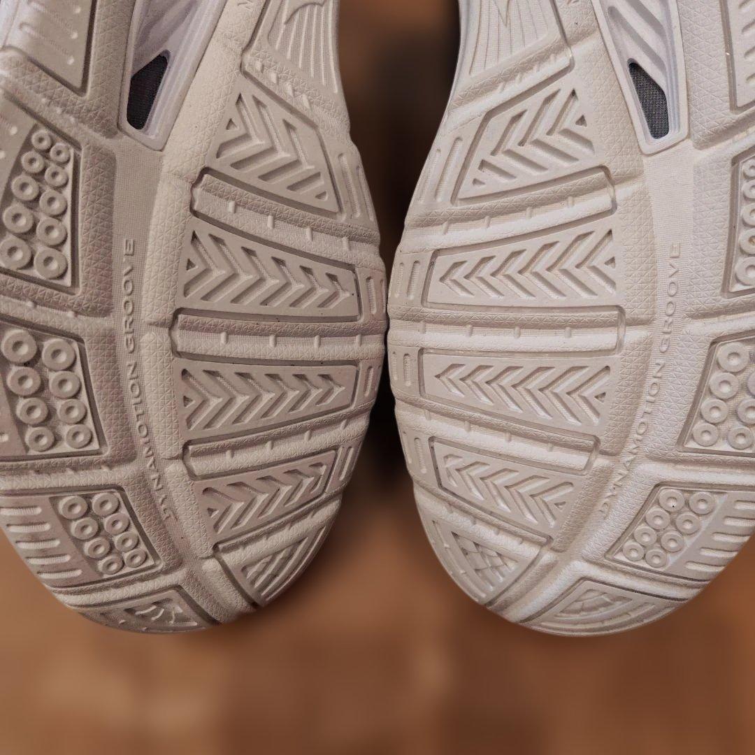 ミズノ バレーボールシューズ ウエーブアルテミス 5 WIDE 2E 25.5