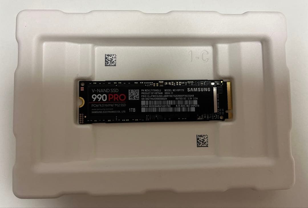 内蔵型SSD Samsung 990 PRO 1TB NVMe M.2 SSD