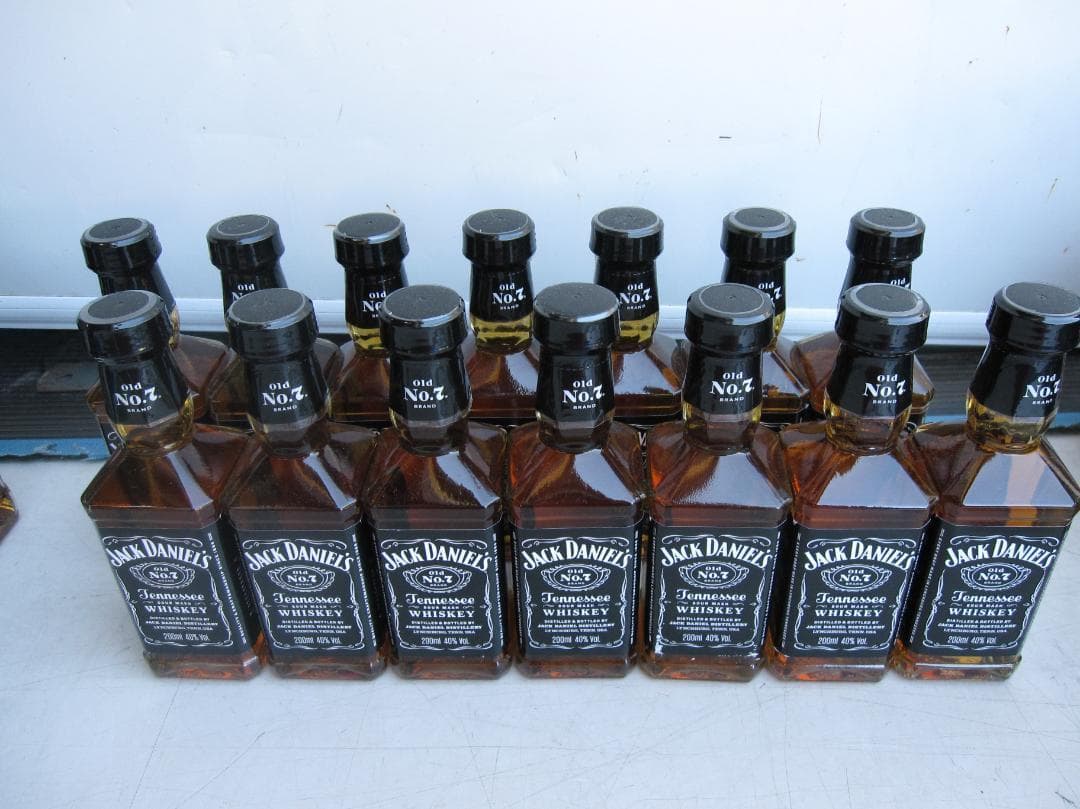 【新品・未開封】ジャックダニエル No.7 200ml×14本