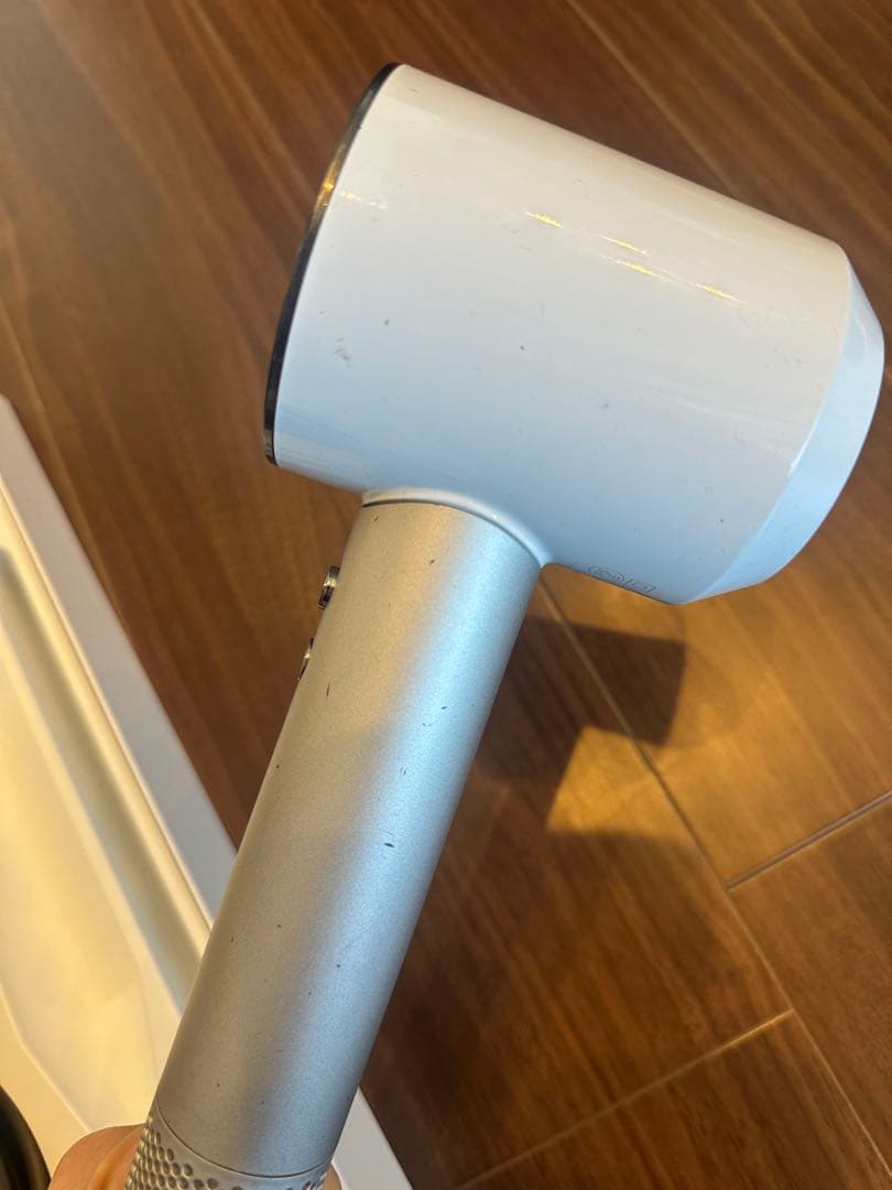 ふー  dysonダイソンHD01 ドライヤー本体＋付属品＋説明書＋箱付き