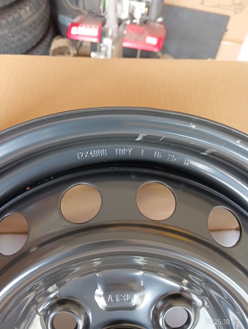 12インチホイール 、ホイールキャップ4個セット