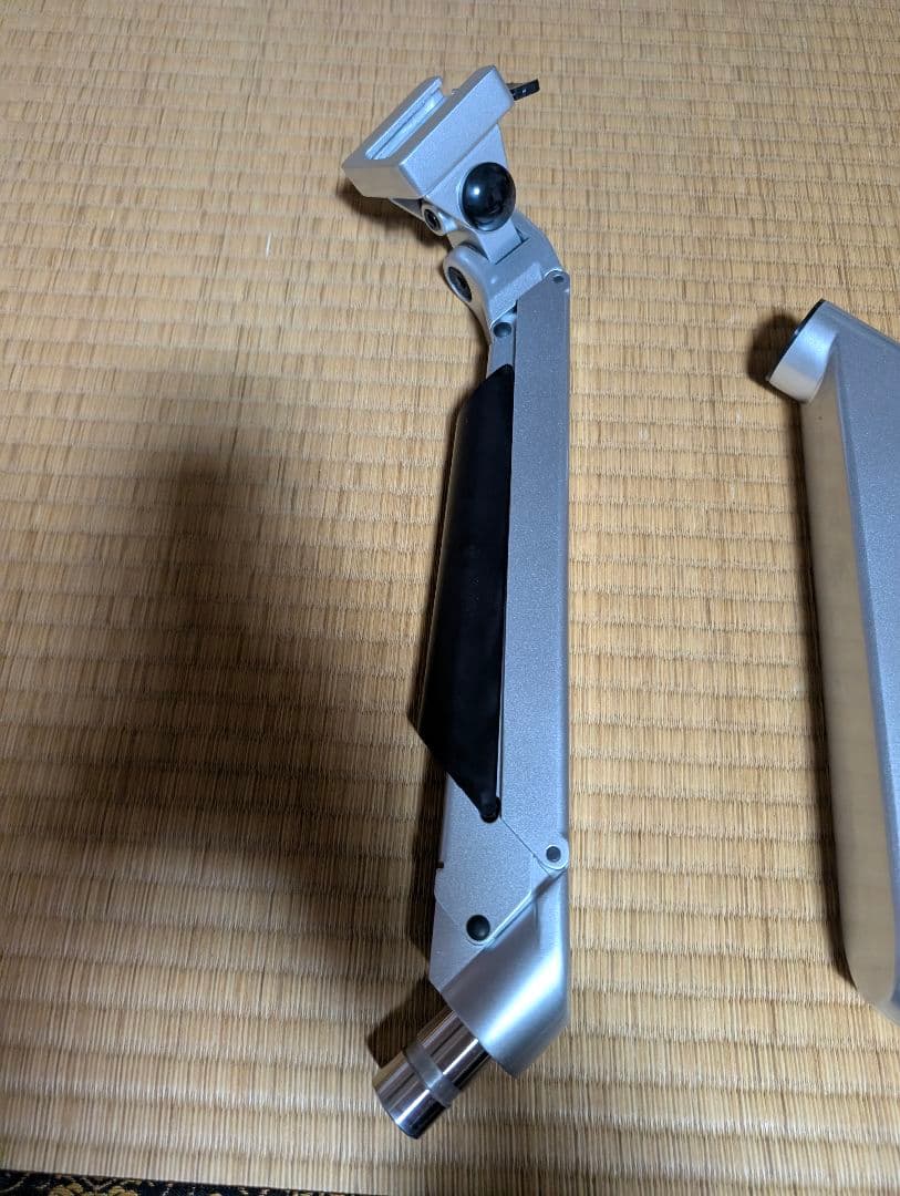 iiyama モニター 本体＋モニターアーム付