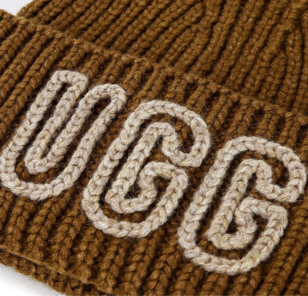 UGG ビーニー ニット帽 ビッグロゴ チャンキー クラフテッド リブ ビーニー