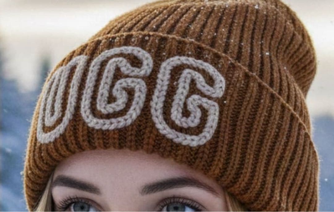 UGG ビーニー ニット帽 ビッグロゴ チャンキー クラフテッド リブ ビーニー