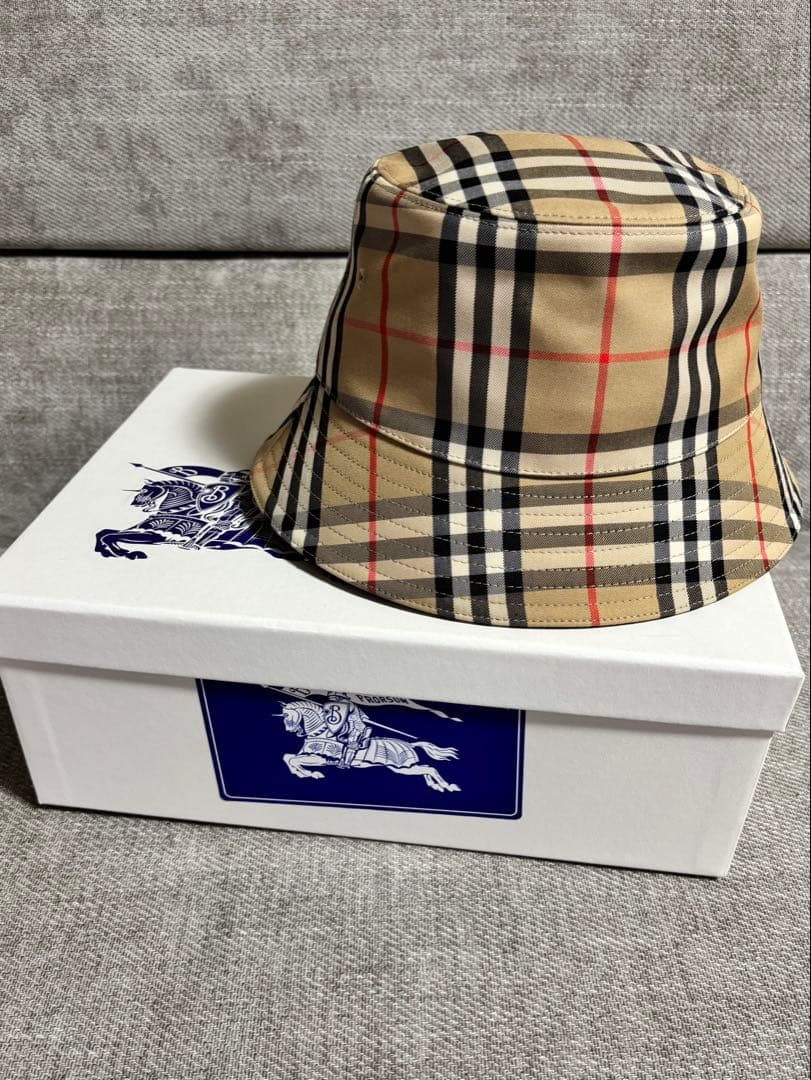 BURBERRYバケットハット