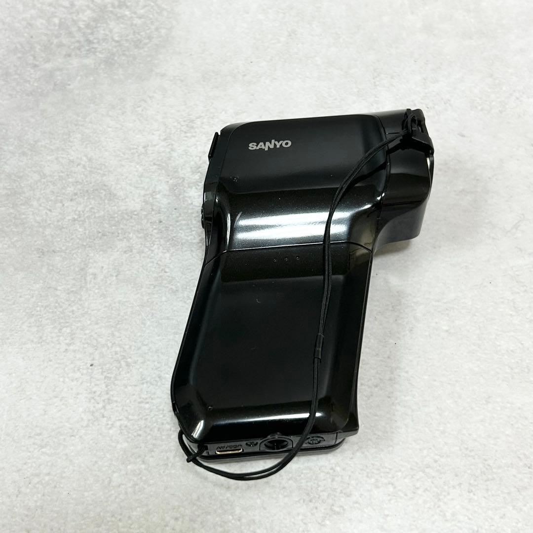 サンヨー　DMX-CG10 ザクティ　ビデオカメラ　ハンディカメラ