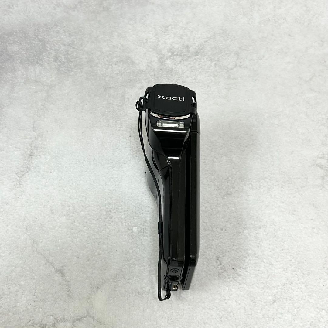 サンヨー　DMX-CG10 ザクティ　ビデオカメラ　ハンディカメラ