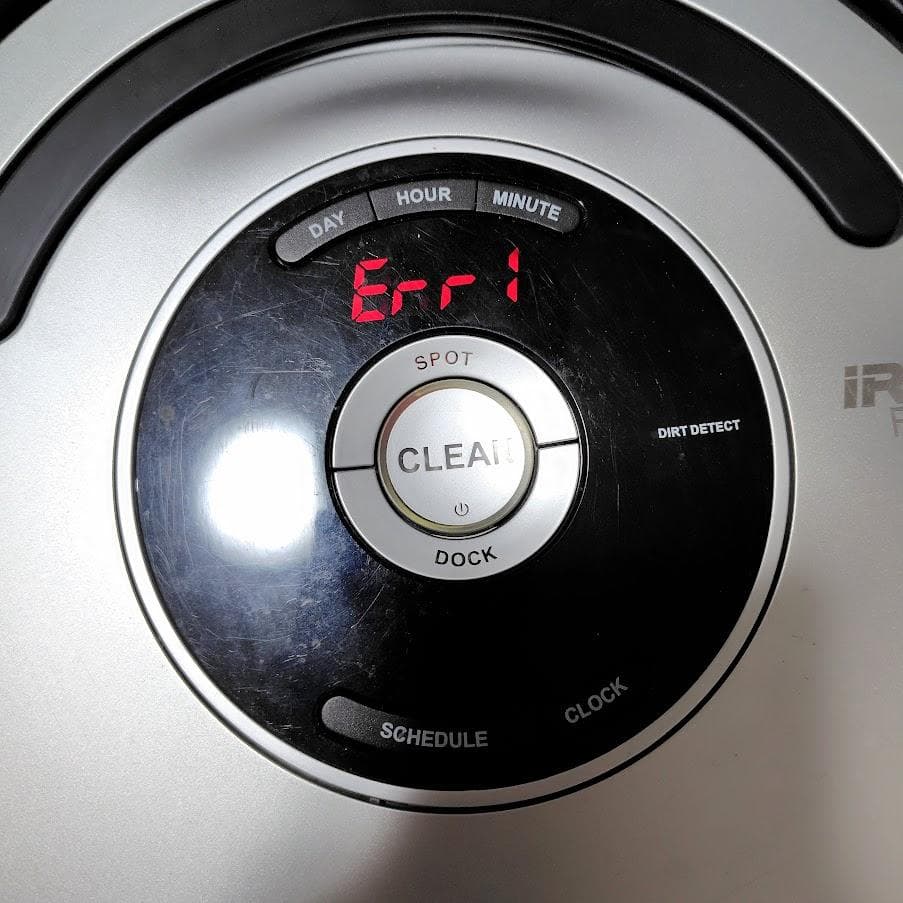 【匿名配送】iRobot Roomba ルンバ　577　ロボット掃除機