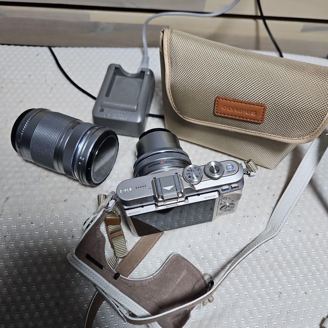 OLYMPUS一眼カメラレンズ付き。ジャンク品